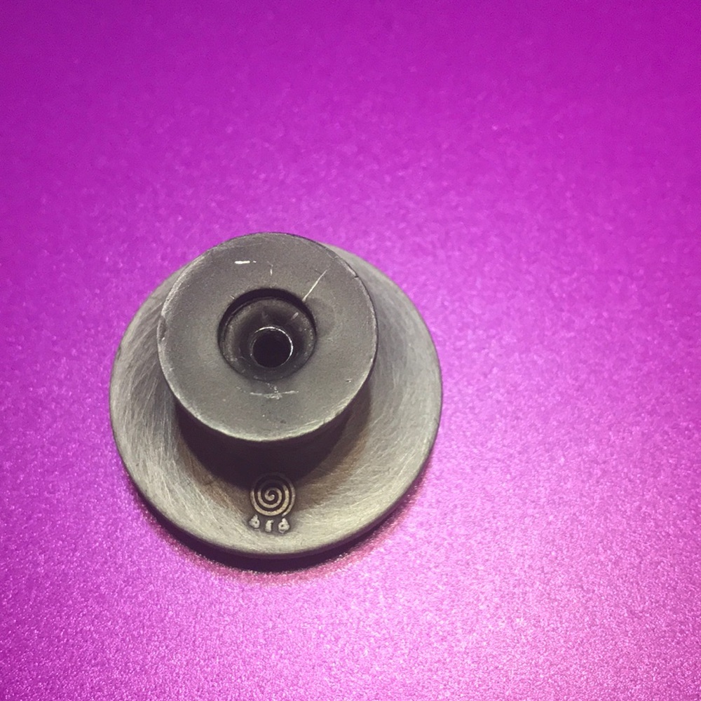 Assorted knobs - Picture 6 of 6